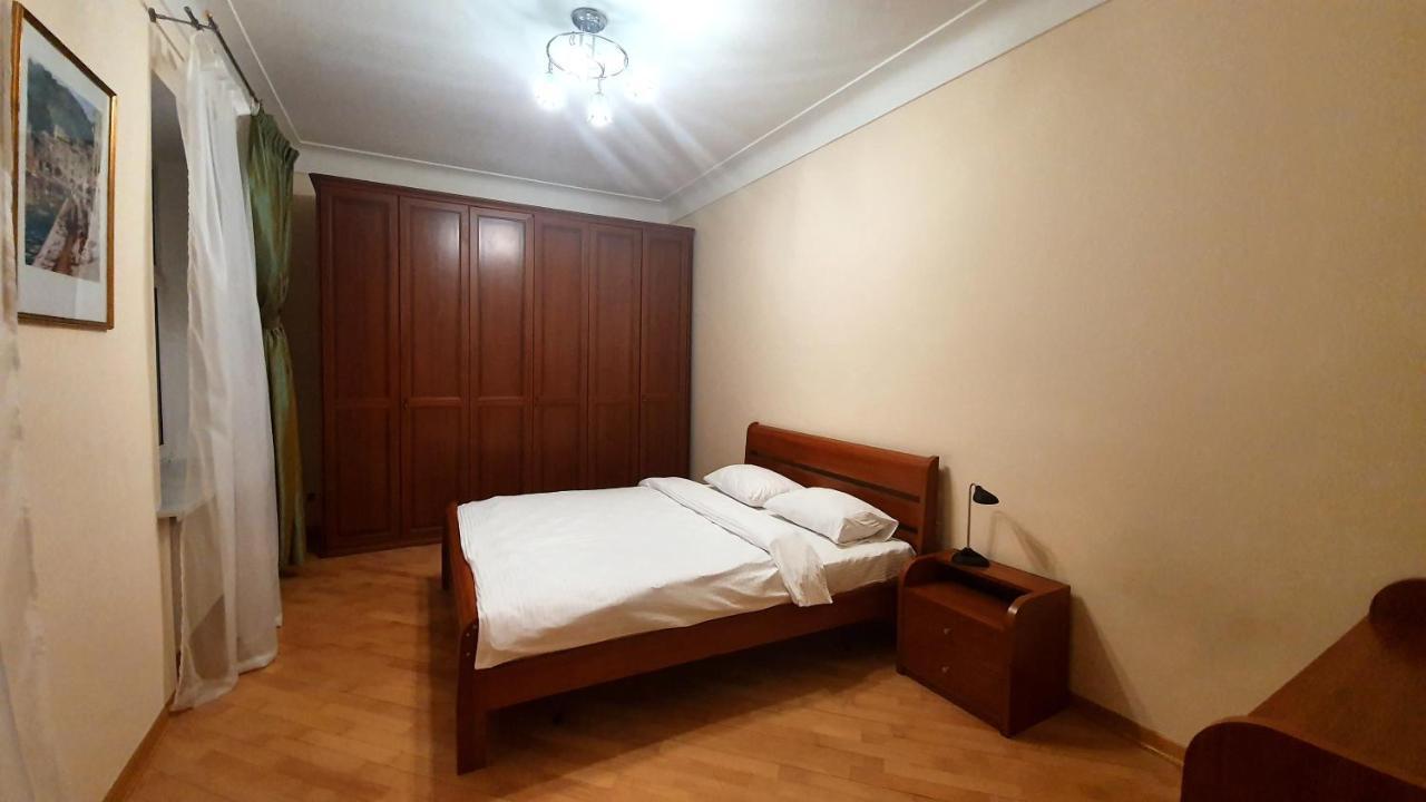 Real Home Apartments In Kiev Center Bagian luar foto